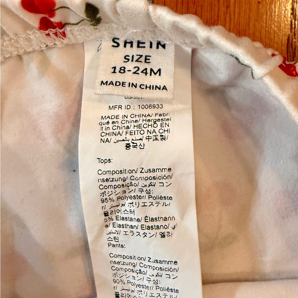 White and Red Cherry Print Shorts‎ - 18-24 M - Picture 3 of 5